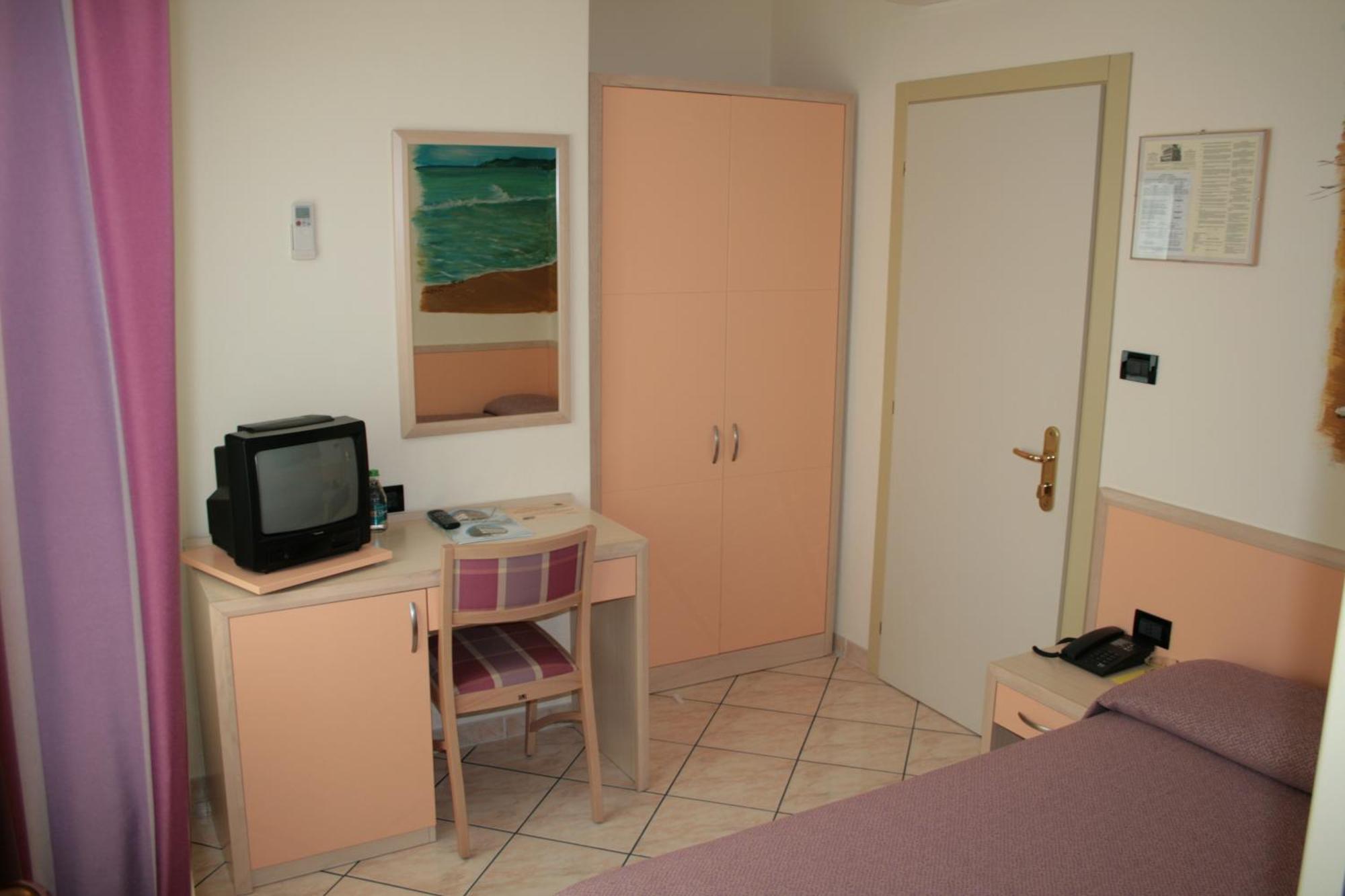 Hotel Sileoni Dependance Antonio Marina di Cecina